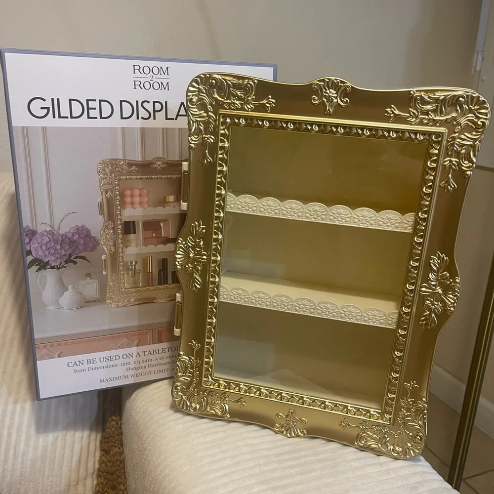 ROOM2ROOM VIRAL Gilded Display Shelf in Gold